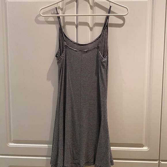 Brandy Melville Dress - Picture 2 of 3